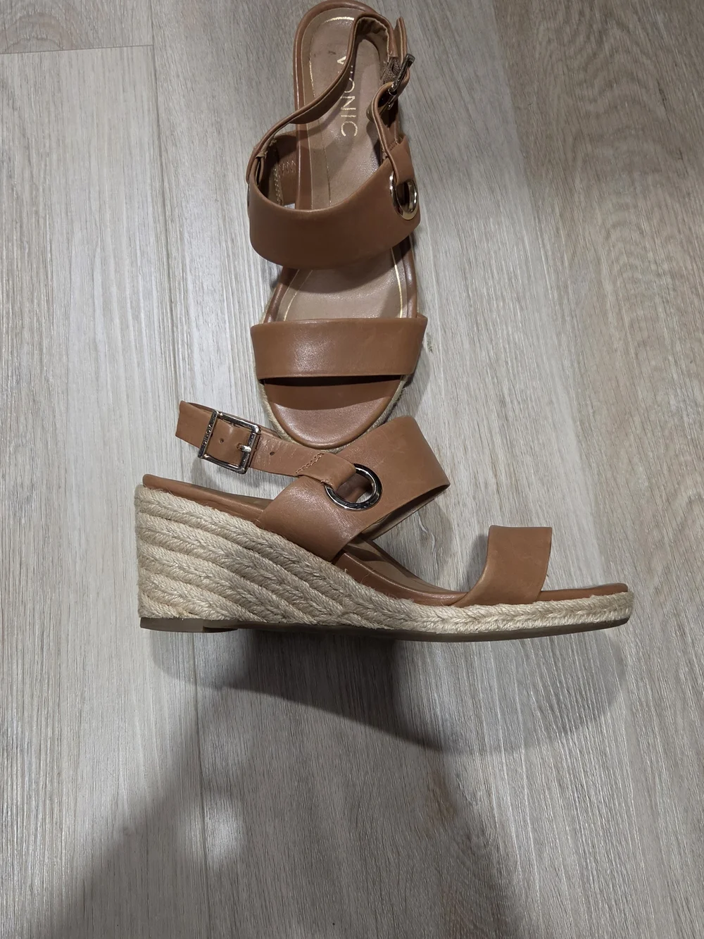 Vionic Brown Leather Platform Slingback Sandals - Picture 2 of 2